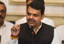पुन्हा विरोधीपक्ष नेते देवेंद्र फडणवीस यांनी शेतकर्यांसाठी मुख्यमंत्र्यांना लिहिलं पत्र