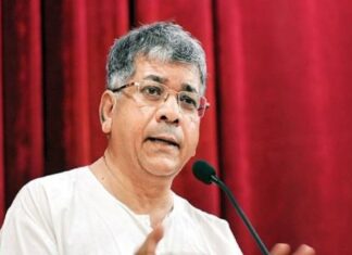 बिहार निवडणूकीनंतर महाराष्ट्रात राष्ट्रपती राजवट – प्रकाश आंबेडकर