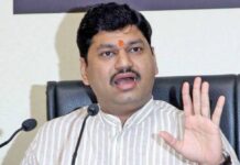 यंदा चैत्यभूमीवर प्रवेश नाही; महापरिनिर्वाण दिनानिमित्त थेट प्रक्षेपण करू : धनंजय मुंडे