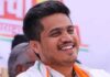 काकांना फॉलो करतोय पुतण्या, राष्ट्रवादीचे रोहित पवार पहाटे ४ वाजता APMC मार्केटमध्ये
