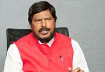 राहुल गांधींच्या लग्नावर काय बोलले रामदास आठवले?