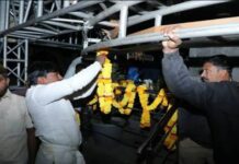 पवारांच्या आधीचं अहिल्याबाईंच्या पुतळ्याचे उद्घाटन करण्याचा पडळकरांचा प्रयत्न