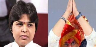 पराक्रमी योद्ध्याप्रमाणे धनंजय मुंडेंचं स्वागत होतंय; सत्कार करणाऱ्यांची मानसिकता तपासावी लागेल : तृप्ती देसाई