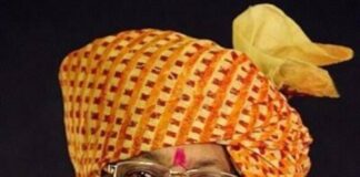 प्रकल्पग्रस्त शेतकऱ्यांच्या कुटुंबातील सदस्याला रेल्वेत नोकरी द्यावी: श्रीनिवास पाटील