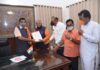 नितीन गडकरी यांना ‘या’ कारणासाठी शिवसेनेच्या चंद्रकांत खैरेंनी दिले एक लाख सह्यांचे निवेदन