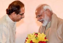 १८ वर्षांवरील सर्वांना लस देण्याच्या निर्णयाबद्दल मुख्यमंत्री उध्दव ठाकरे यांनी मानले मोदींचे आभार