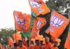 संकटकाळी लोकप्रियतेचे भूत, भाजपच्या माजी आमदाराने लावले ऑक्सिजन सिलेंडरवर स्वतःचे फोटो