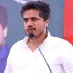 मराठा आरक्षणाच्या मुद्द्यावरून राजकारण करणाऱ्या विरोधकांना रोहित पवारांचा सल्ला !