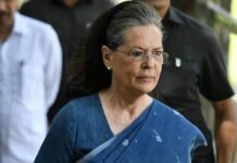 भाजप नेते गोपीचंद पडळकर सोनिया गांधींकडे राज्यातील मंत्र्यांची तक्रार करणार