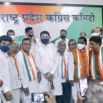 ‘या’ माजी आमदाराचा शेकडो पदाधिकाऱ्यांसह काँग्रेसमध्ये प्रवेश