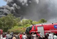 अहमदाबाद विमान अपघात 2025: ड्रीमलाइनर विमान कोसळले Ahmedabad Plane Crash News in Marathi