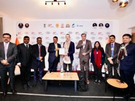 दावोसमध्ये महाराष्ट्राचे 30 लाख कोटींचे सामंजस्य करार : देवेंद्र फडणवीसआणखी 10 लाख कोटींच्या कराराची प्राथमिक बोलणी पूर्ण